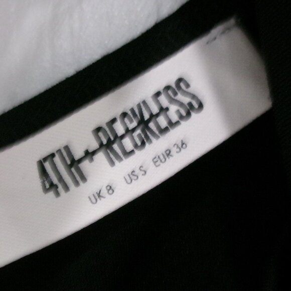 New 4th + Reckless Cutout Tummy Slit Leg Black Jumpsuit Catsuit S XS NWOT - Picture 10 of 15